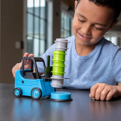 ForkliftMaster™ - Dueling forklifts skill challenge